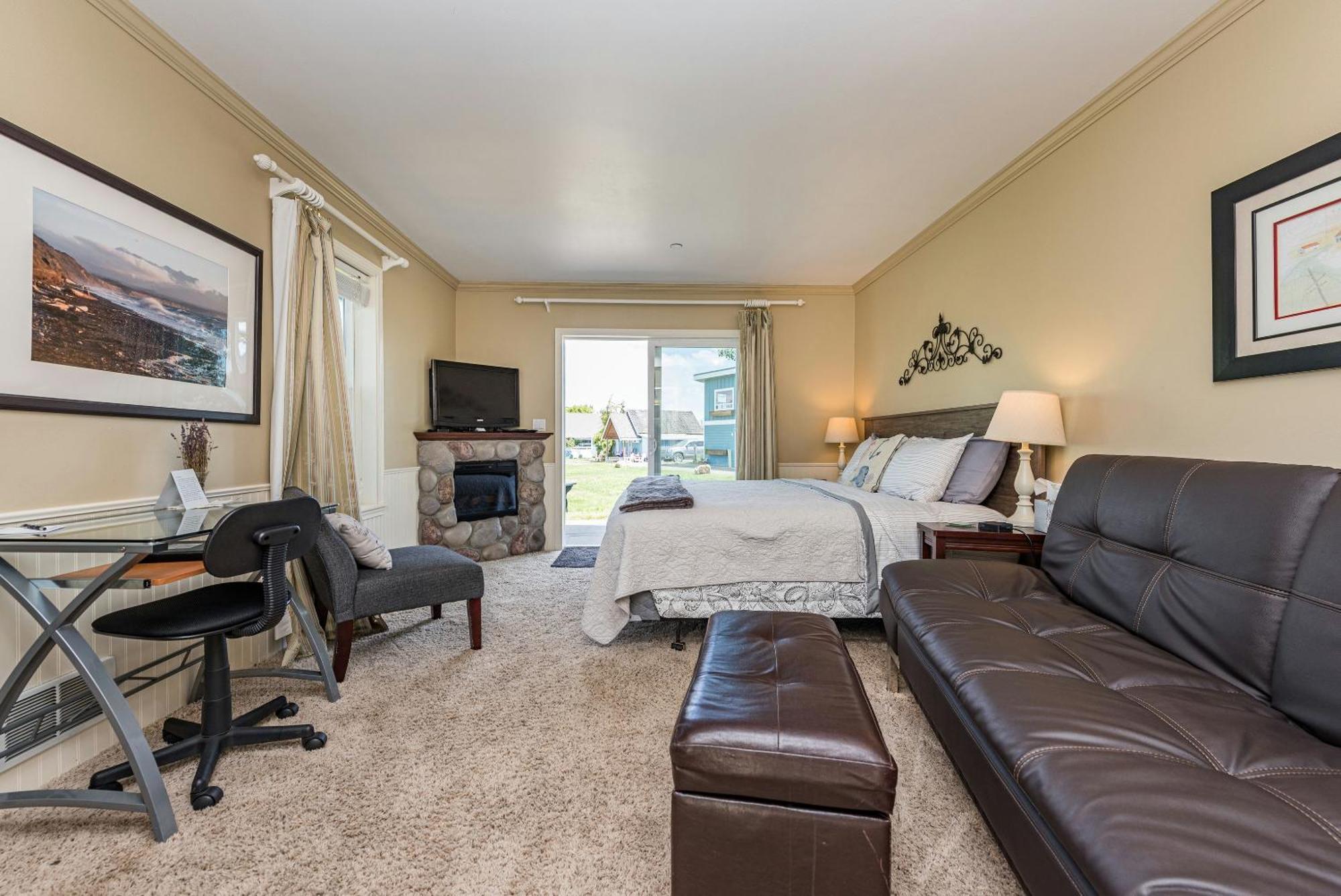 Juan De Fuca Waterfront Hotel & Cottages Sequim Dış mekan fotoğraf