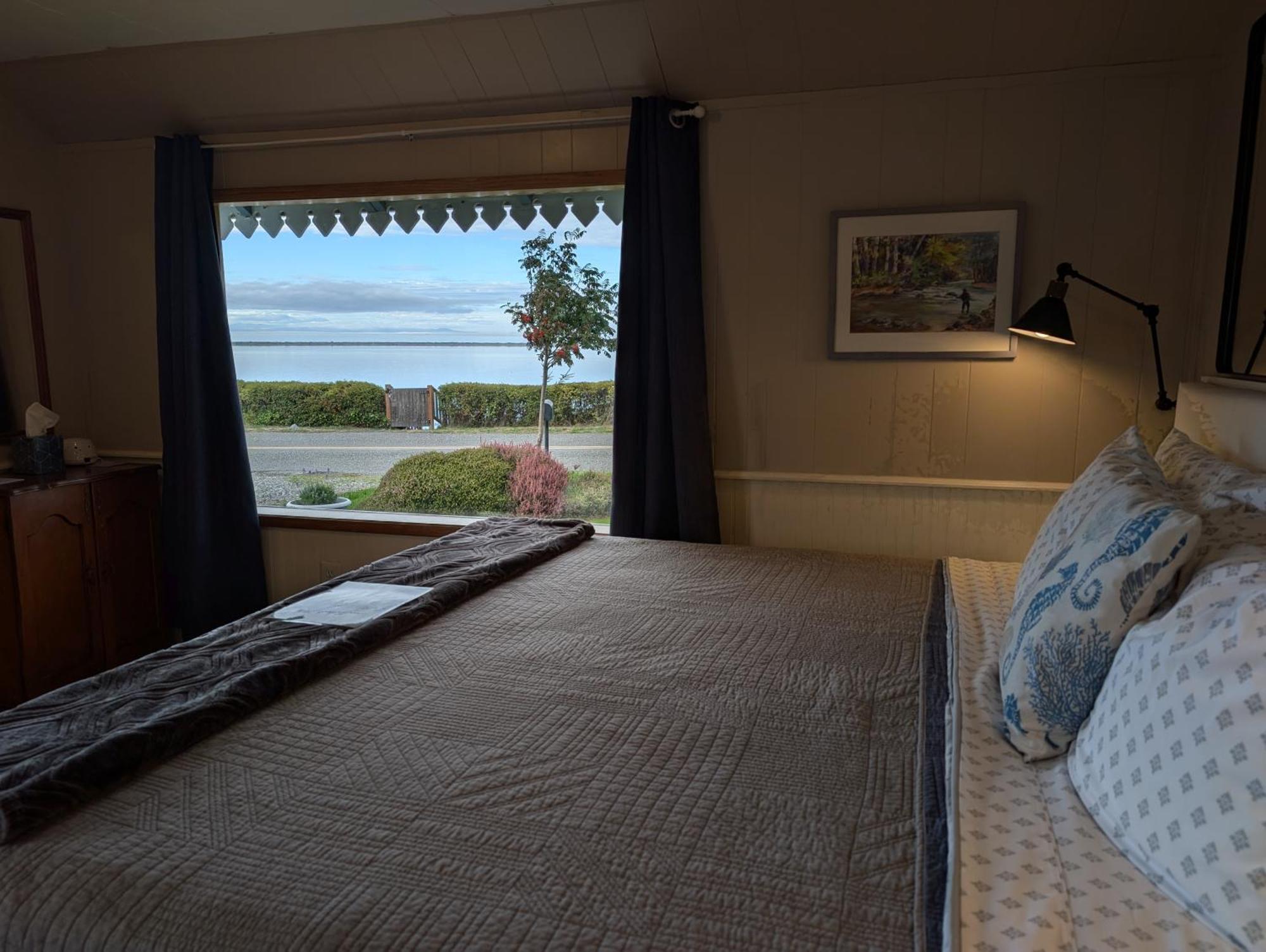 Juan De Fuca Waterfront Hotel & Cottages Sequim Dış mekan fotoğraf